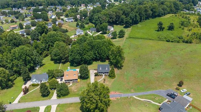 247 Twin Hill Road, Clemmons, NC 27012
