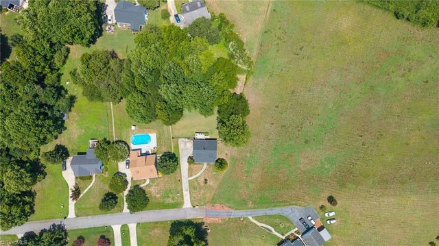 247 Twin Hill Road, Clemmons, NC 27012