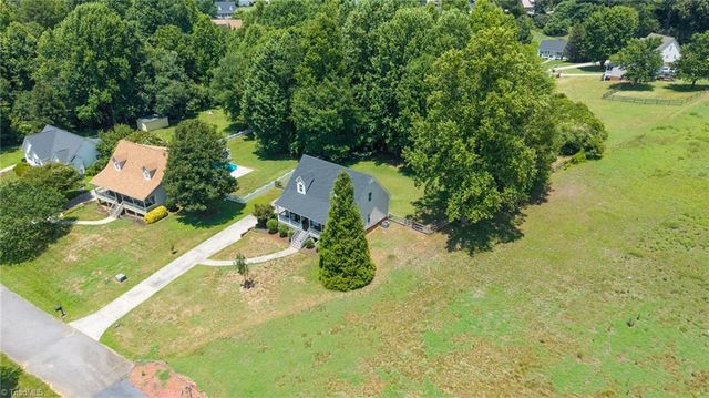 247 Twin Hill Road, Clemmons, NC 27012
