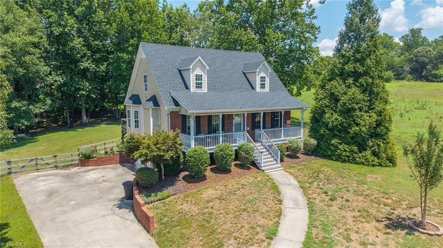 247 Twin Hill Road, Clemmons, NC 27012