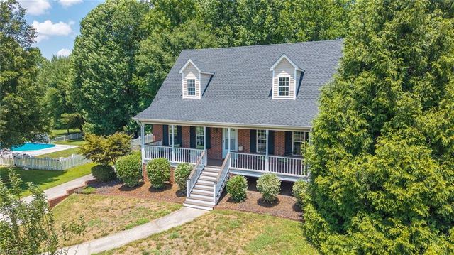 247 Twin Hill Road, Clemmons, NC 27012