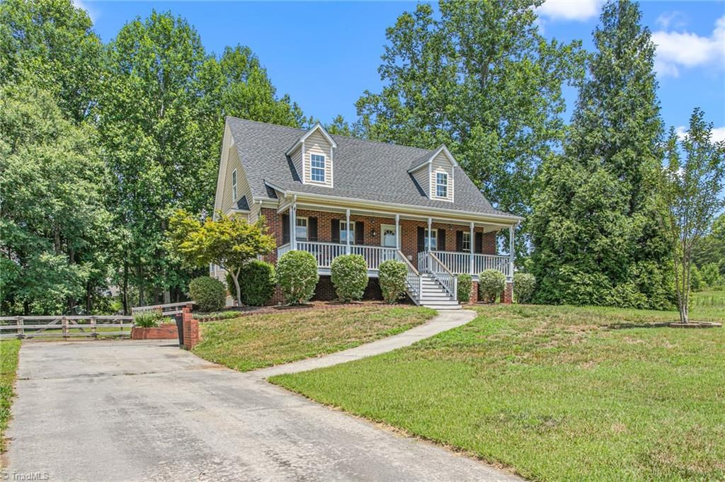 247 Twin Hill Road, Clemmons, NC 27012