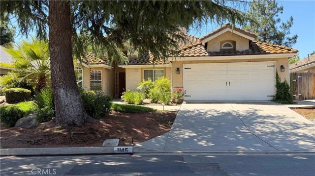 1145 E Woodhaven Lane, Fresno, CA 93720