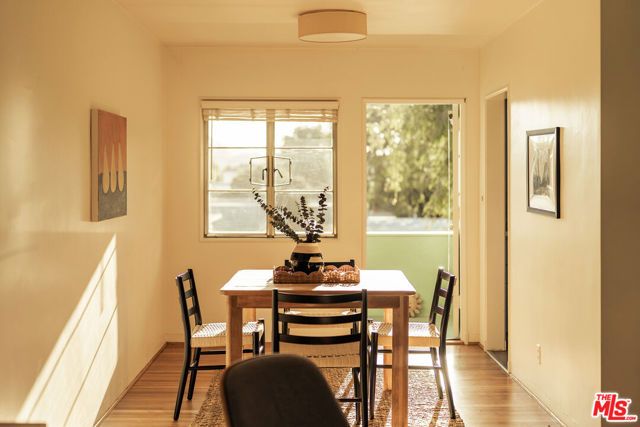 5589 Village, Los Angeles, CA 90016