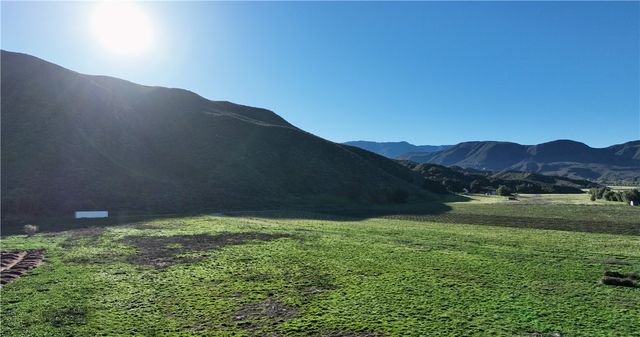 38100 Pauba Rd, Temecula, CA 92592