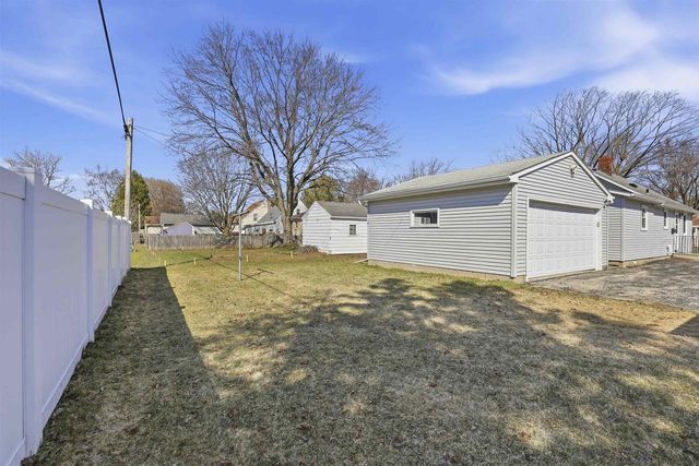 1001 W GRANT STREET, Appleton, WI 54914