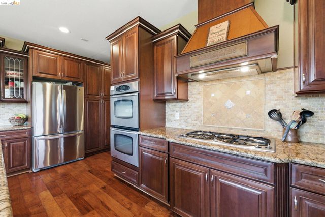 12808 Mammoth Mine Road, Jamestown, CA 95327