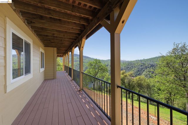 12808 Mammoth Mine Road, Jamestown, CA 95327