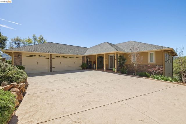 12808 Mammoth Mine Road, Jamestown, CA 95327