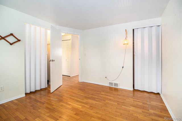 2869 Verle Avenue, Ann Arbor, MI 48108