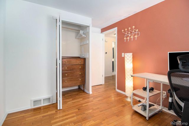 2869 Verle Avenue, Ann Arbor, MI 48108