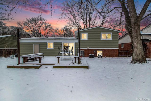 2869 Verle Avenue, Ann Arbor, MI 48108