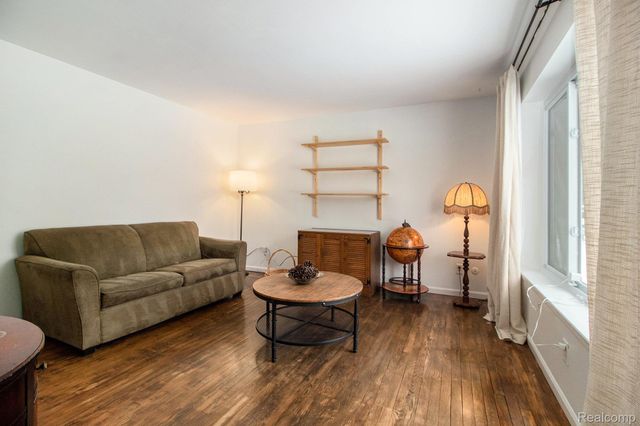 2869 Verle Avenue, Ann Arbor, MI 48108