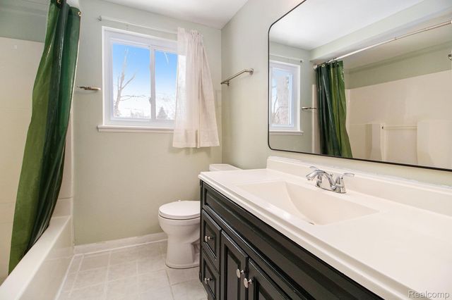 2869 Verle Avenue, Ann Arbor, MI 48108