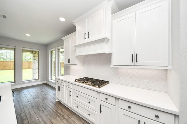 28045 Woodland Bend Way, Spring, TX 77386