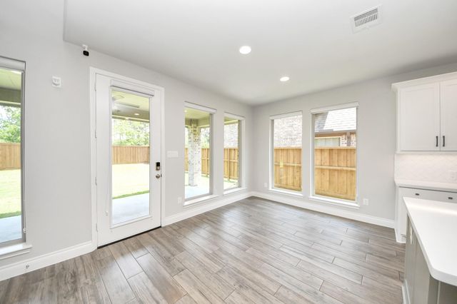 28045 Woodland Bend Way, Spring, TX 77386