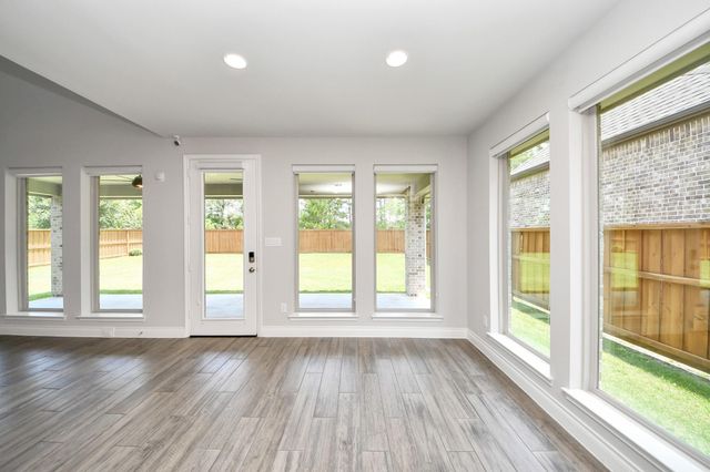 28045 Woodland Bend Way, Spring, TX 77386