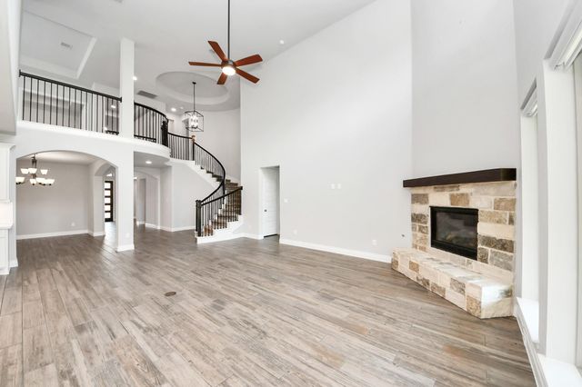 28045 Woodland Bend Way, Spring, TX 77386