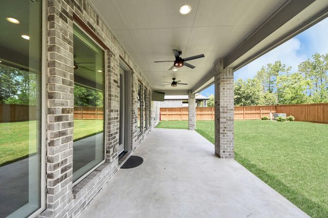 28045 Woodland Bend Way, Spring, TX 77386