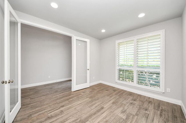 28045 Woodland Bend Way, Spring, TX 77386