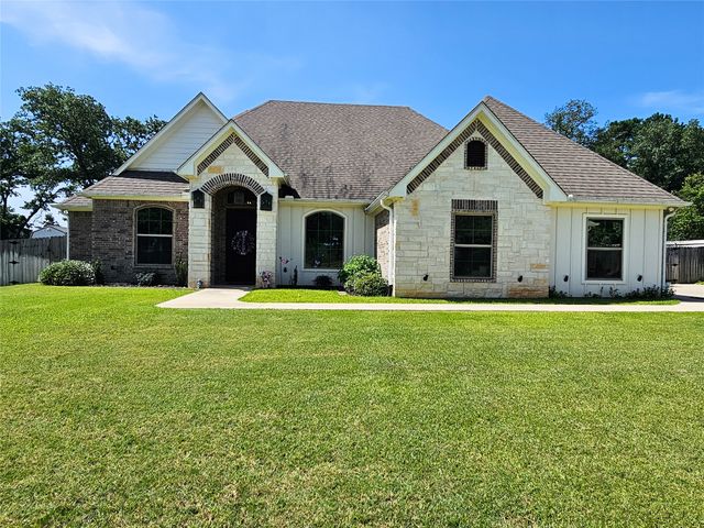 897 County Road 2320, Mineola, TX 75773
