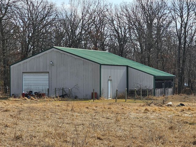 8233 Alamo Lane, Seneca, MO 64865