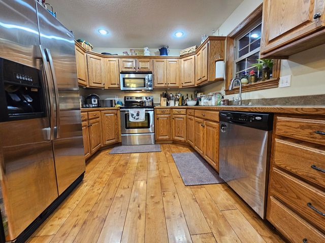 8233 Alamo Lane, Seneca, MO 64865