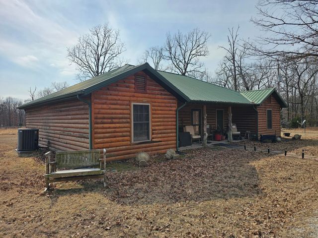 8233 Alamo Lane, Seneca, MO 64865