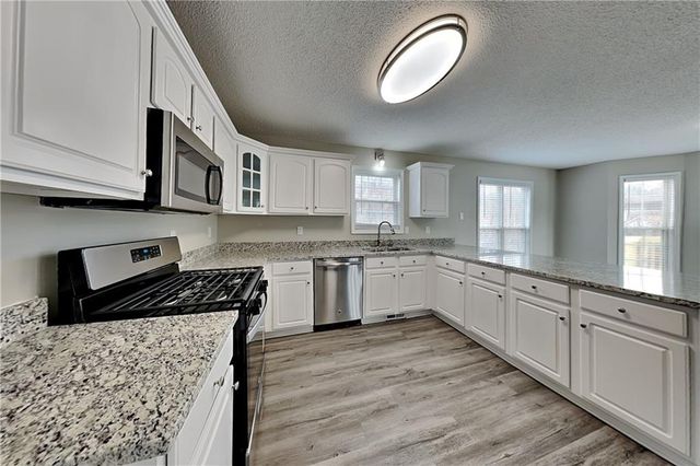 33 Ashland Circle, Douglasville, GA 30134