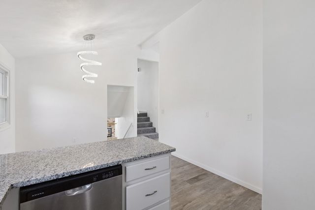 2724 Norway Pine Road, Rockford, IL 61109