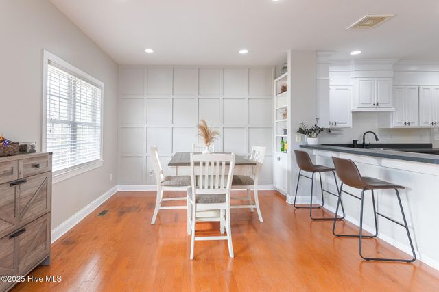 224 Pecan Grove Court, New Bern, NC 28562