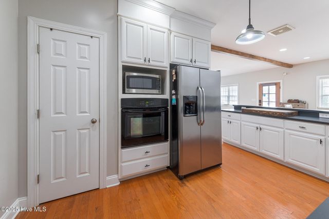 224 Pecan Grove Court, New Bern, NC 28562