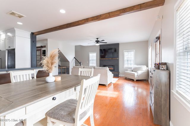 224 Pecan Grove Court, New Bern, NC 28562