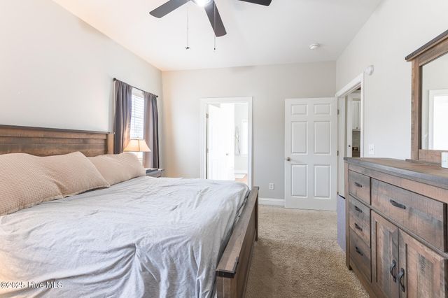 224 Pecan Grove Court, New Bern, NC 28562