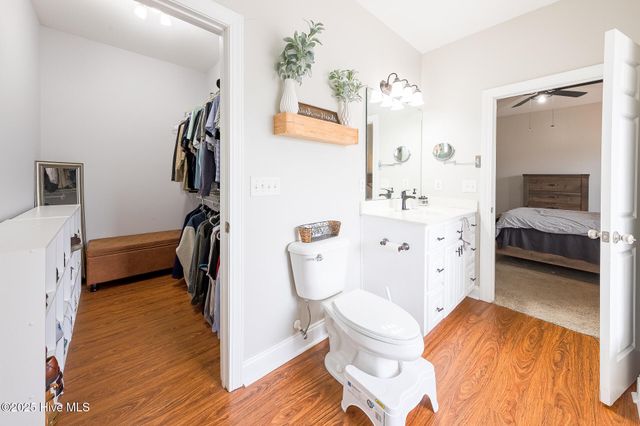 224 Pecan Grove Court, New Bern, NC 28562