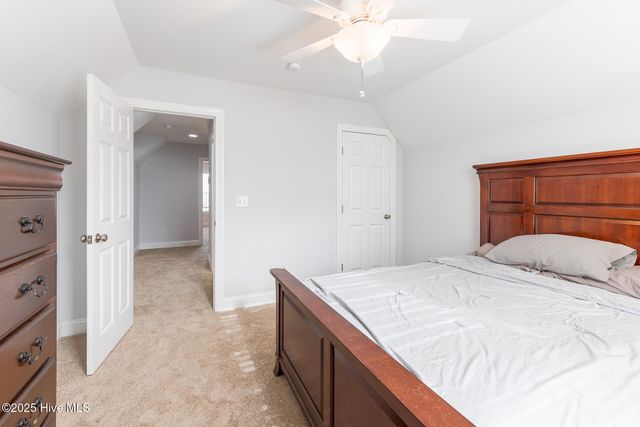 224 Pecan Grove Court, New Bern, NC 28562