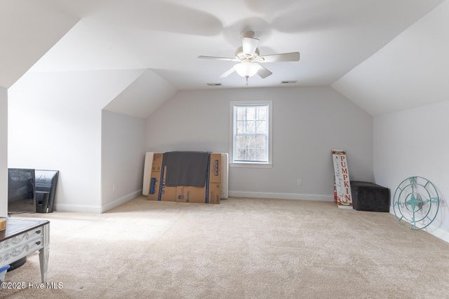 224 Pecan Grove Court, New Bern, NC 28562