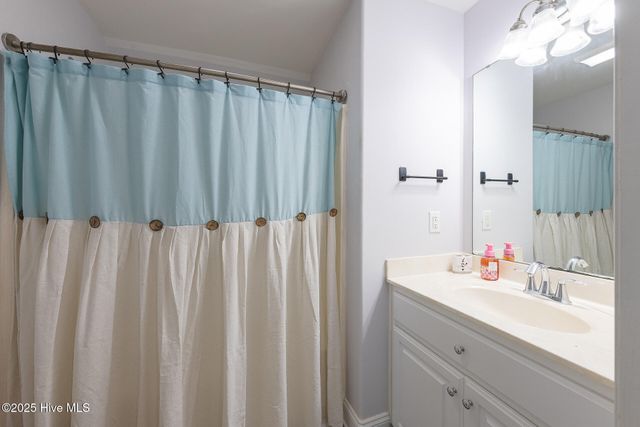 224 Pecan Grove Court, New Bern, NC 28562