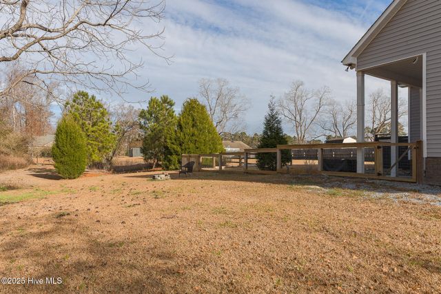 224 Pecan Grove Court, New Bern, NC 28562