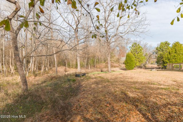 224 Pecan Grove Court, New Bern, NC 28562