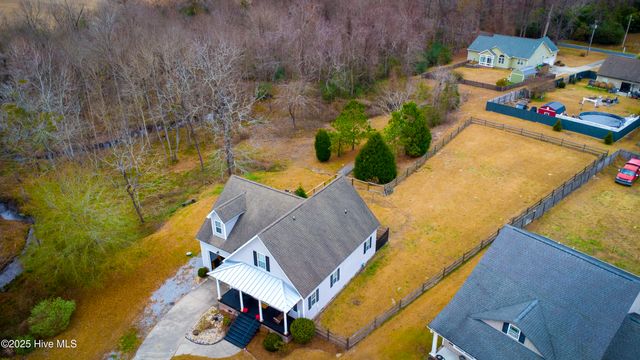 224 Pecan Grove Court, New Bern, NC 28562