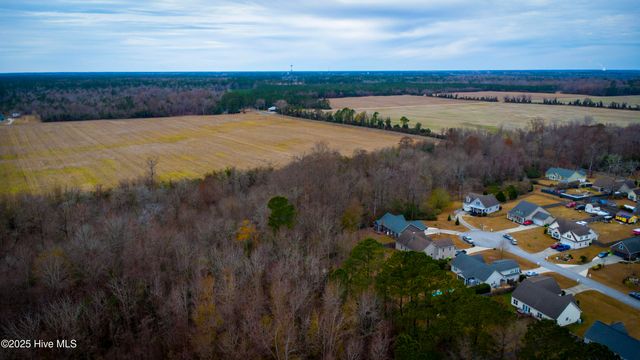 224 Pecan Grove Court, New Bern, NC 28562