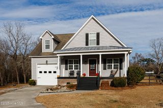 224 Pecan Grove Court, New Bern, NC 28562