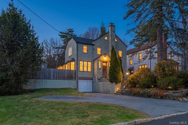 5 Rutgers Place, Hartsdale, NY 10530