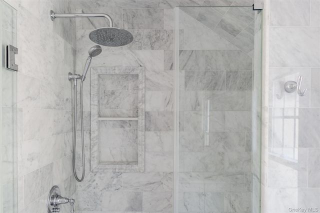 5 Rutgers Place, Hartsdale, NY 10530