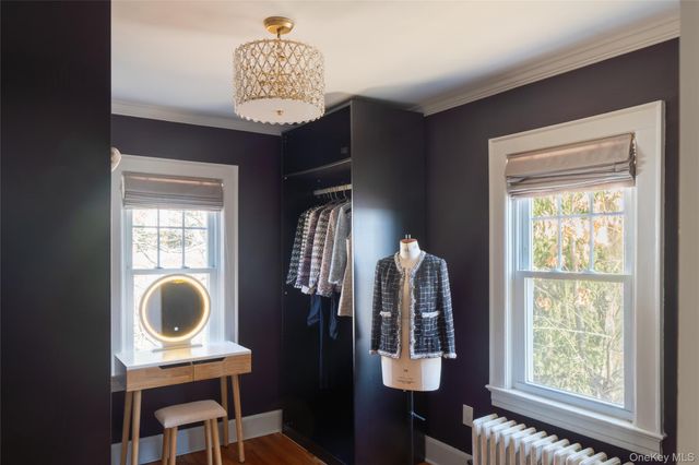 5 Rutgers Place, Hartsdale, NY 10530