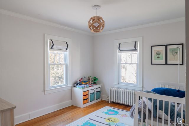 5 Rutgers Place, Hartsdale, NY 10530