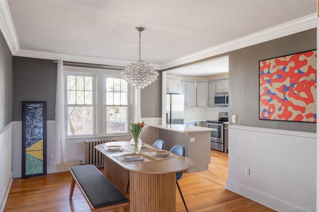 5 Rutgers Place, Hartsdale, NY 10530