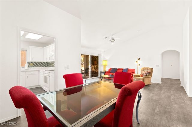 2817 Lotus Hill Drive, Las Vegas, NV 89134