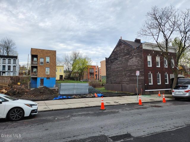 135 Broad Street, Albany, NY 12202